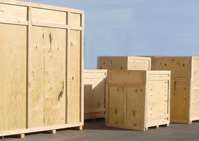 wood crates containers different sizes by Topco Pallets Recycling Ltd